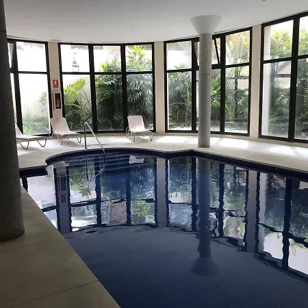 Luxury Apartment *